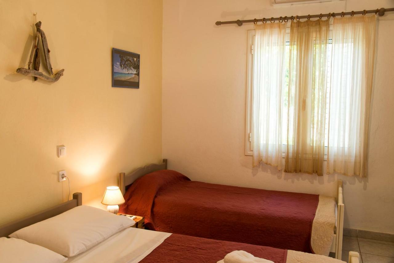 Katerina Rooms & Studios Palekastro Exterior photo