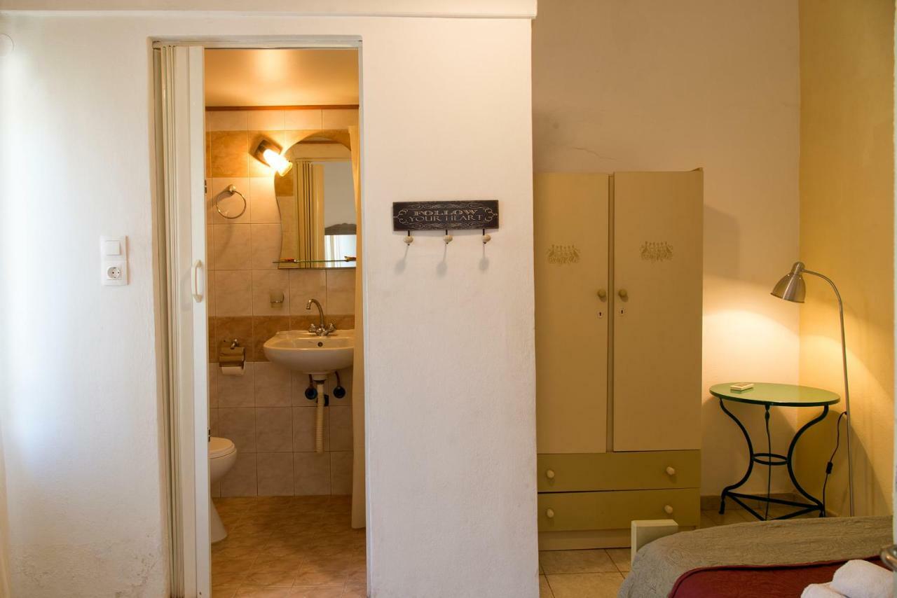 Katerina Rooms & Studios Palekastro Exterior photo